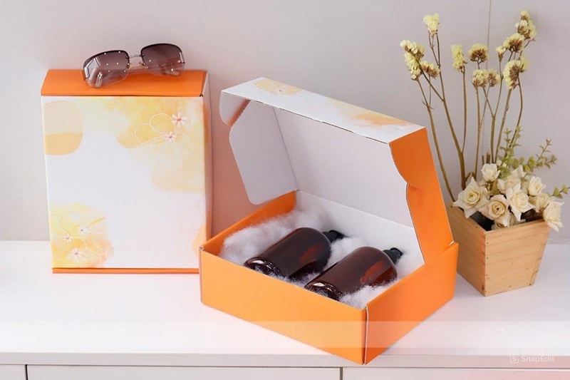 Hộp carton màu cam để quà tặng/sản phẩm kt 25 x 20 x8 cm/hộp