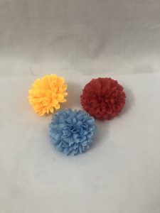 Hoa cúc xù/ping pong đủ màu trang trí giỏ quà tết/trái cây/bông