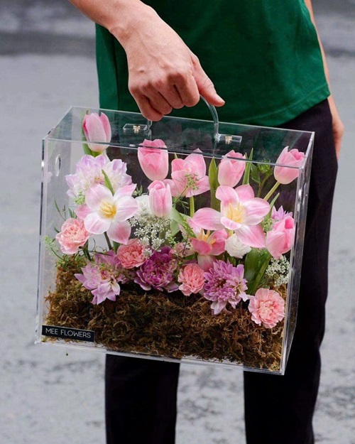 Hộp vali mica cắm hoa/để quà tặng kích thước lớn 36x31x17cm/hộp
