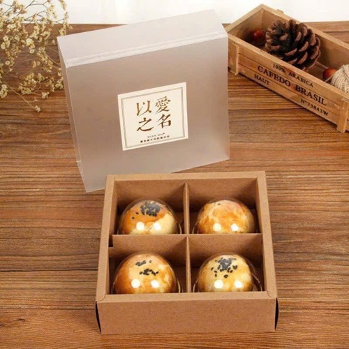 Hộp kraft 4 ngăn nắp kiếng/mica để bánh/quà tặng kt 16x16x5 cm/hộp
